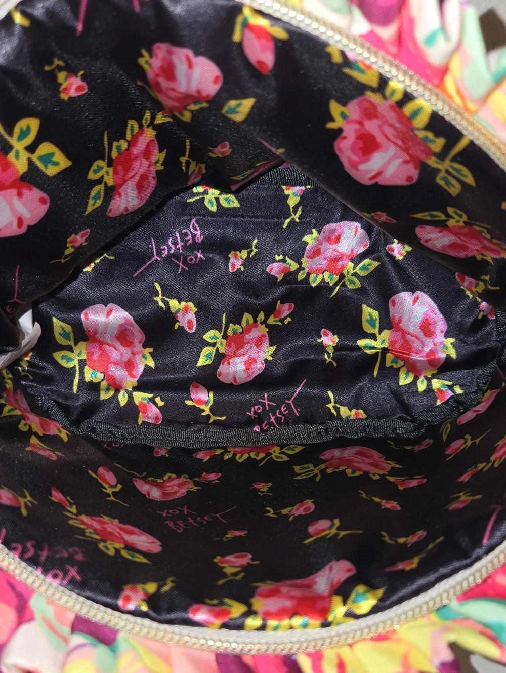 Betsey Johnson White Quilted Cosmetic Pouch with Multicolor Ruffle